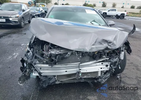 2024 Toyota Camry Se z USA, uszkodzony, nr VIN 4T1G11AK6RU900260